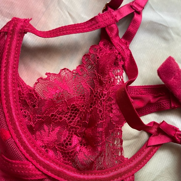 Love,Vera Red Lace Cross Strap Open Cup Chemise Lingerie ❤️ - Picture 7 of 10